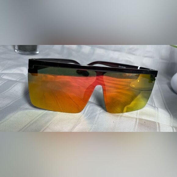 🔥❤️🔥 NEW Muse Style Women’s Eyewear Sunglasses NWT - Picture 8 of 9